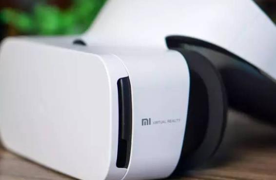小米VR眼镜使用教程 下载app打开蓝牙进入